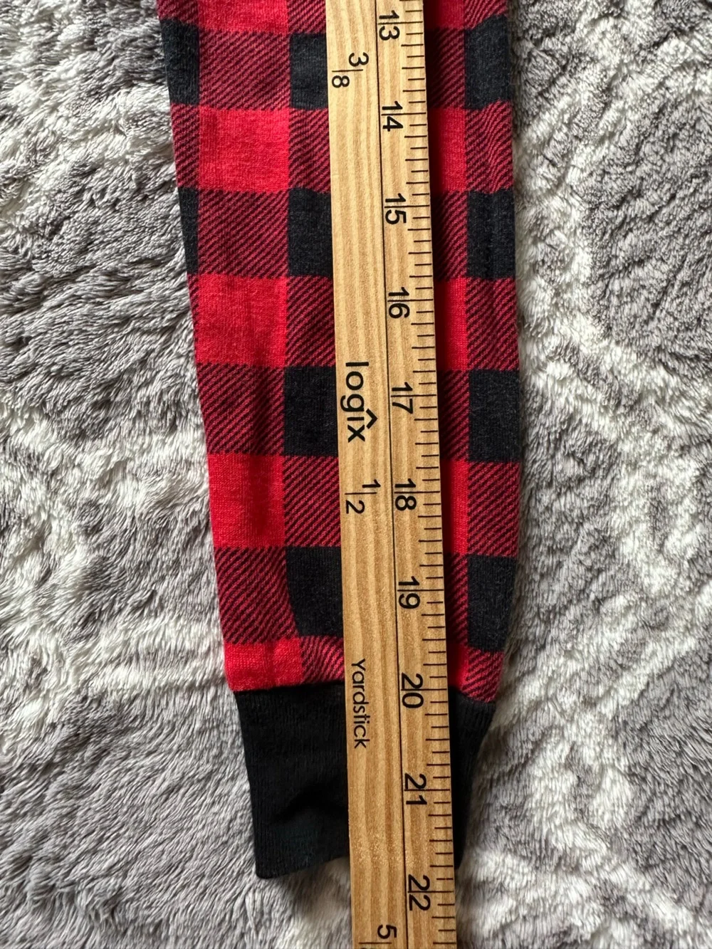 Old Navy Jolly Crew Toddler 4T Red & Black Plaid Pajama Set